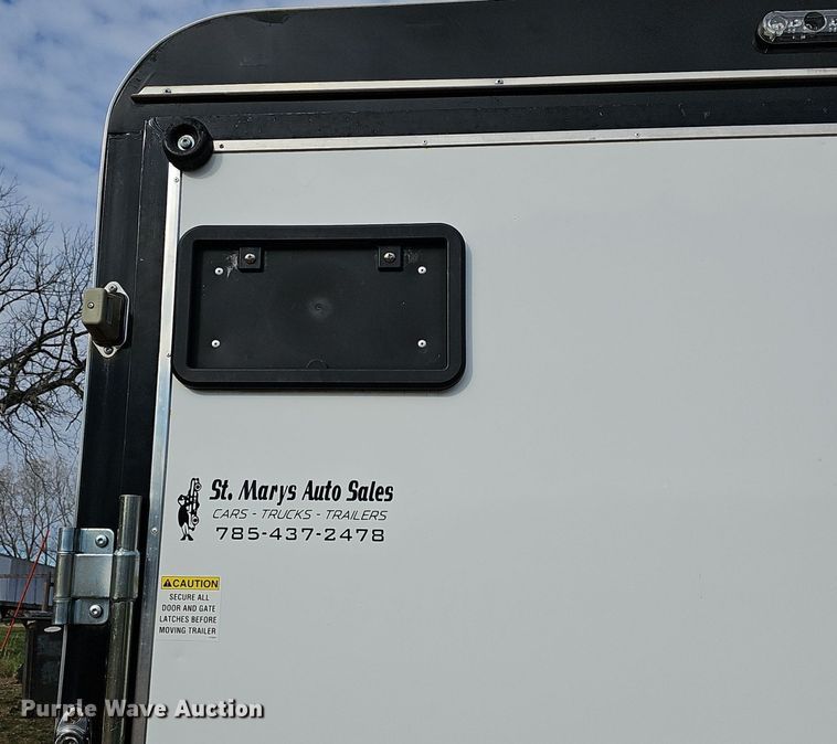 image for item DM1561 2012 Sharp  enclosed cargo trailer