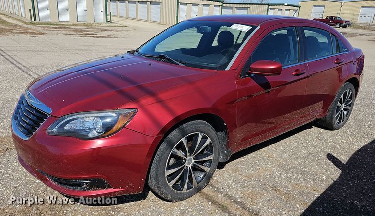 image for item DM1565 2012 Chrysler 200 S 
