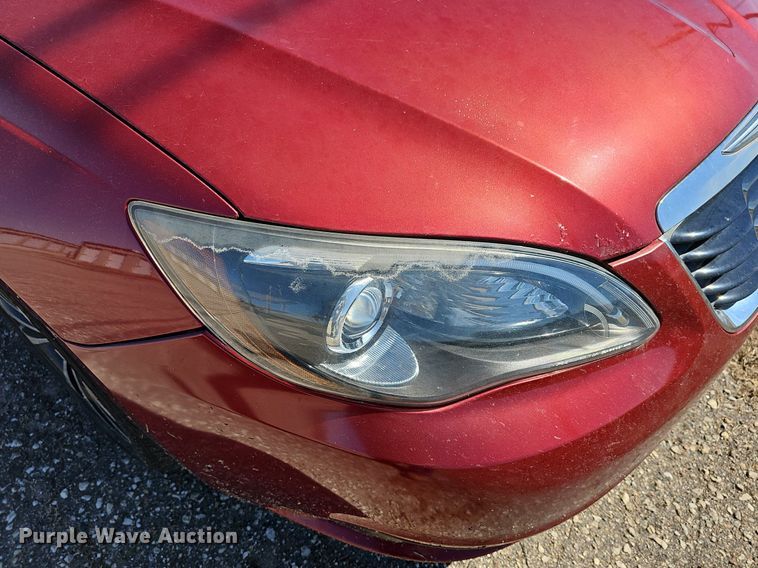 image for item DM1565 2012 Chrysler 200 S 