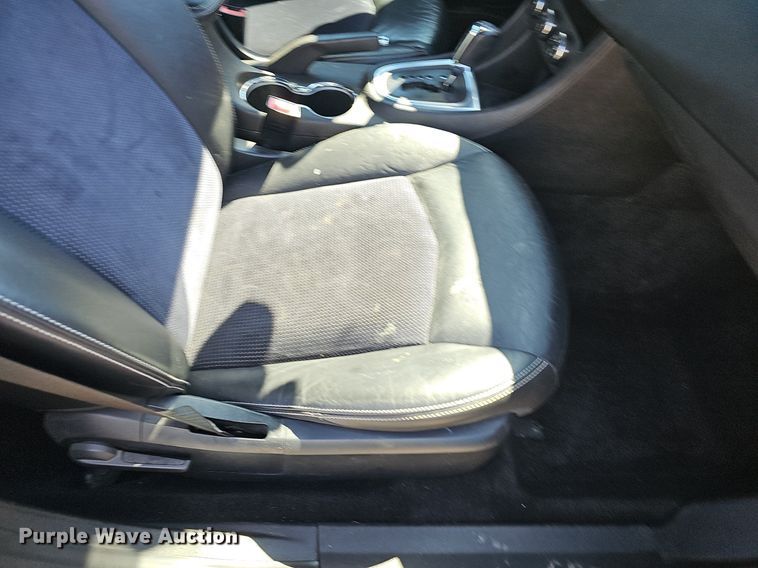 image for item DM1565 2012 Chrysler 200 S 