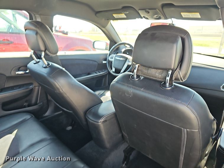 image for item DM1565 2012 Chrysler 200 S 