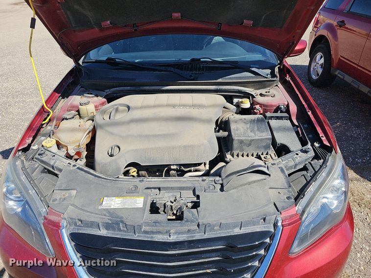 image for item DM1565 2012 Chrysler 200 S 