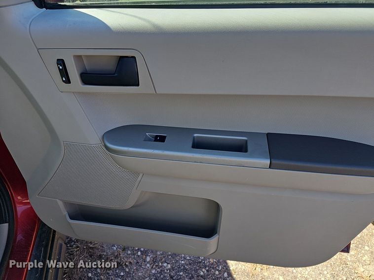 image for item DM1566 2008 Ford Escape XLT SUV