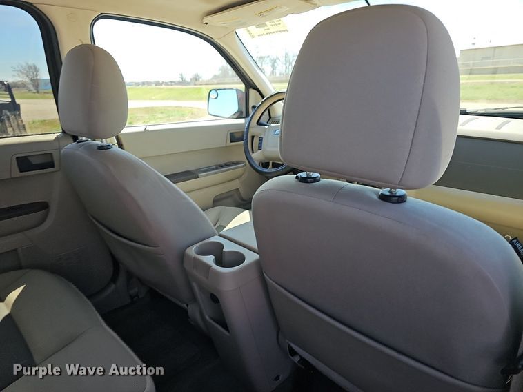 image for item DM1566 2008 Ford Escape XLT SUV