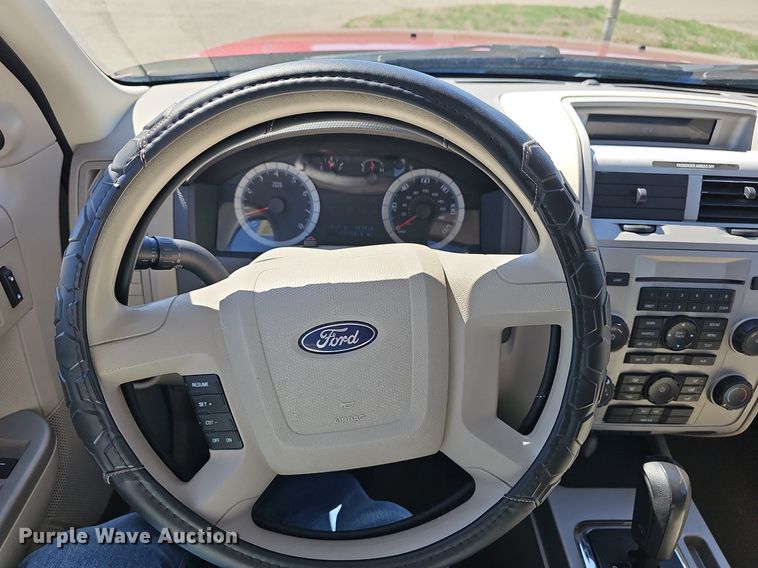 image for item DM1566 2008 Ford Escape XLT SUV