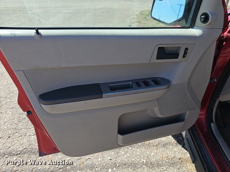 image for item DM1566 2008 Ford Escape XLT SUV