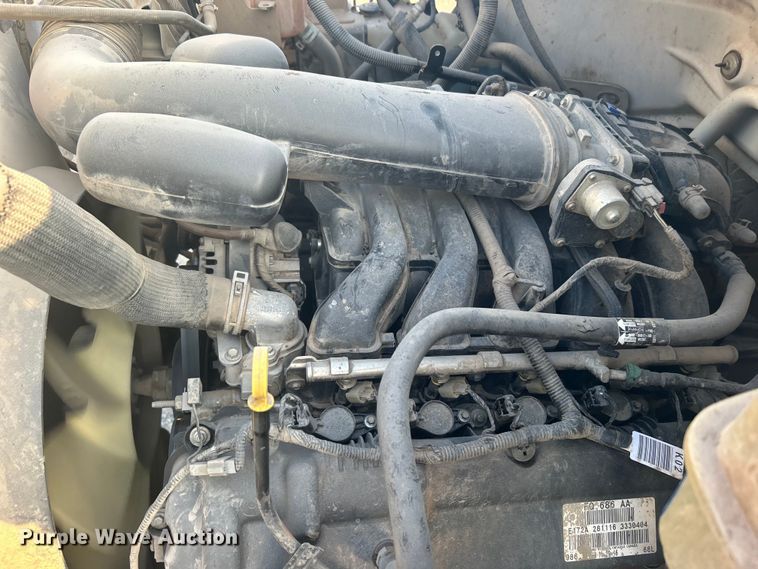 image for item DO1006 2017 Ford F650 flatbed truck