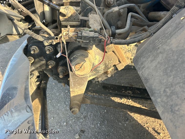 image for item DO1006 2017 Ford F650 flatbed truck