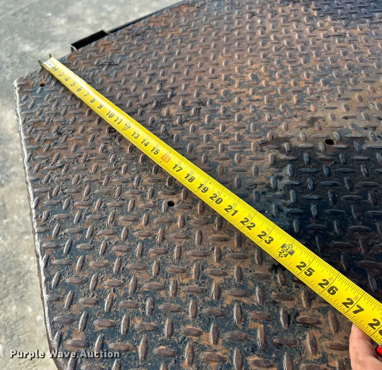 image for item DO1008 2008 Dodge Ram 4500HD flatbed truck