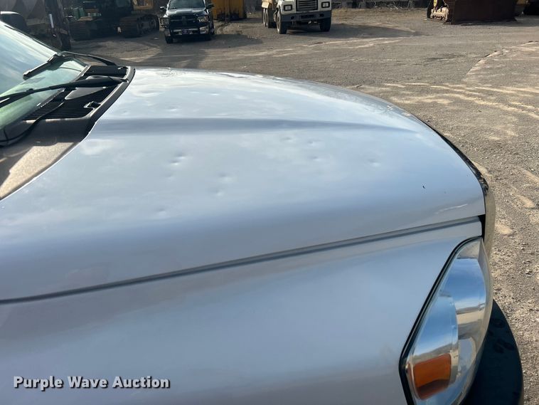 image for item DO1008 2008 Dodge Ram 4500HD flatbed truck