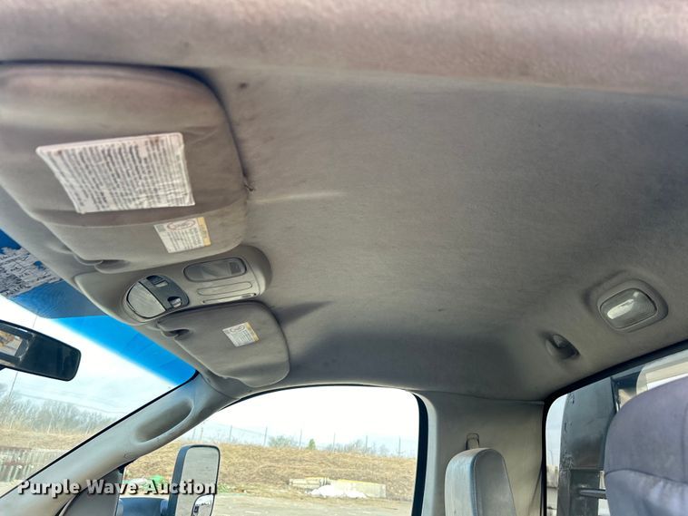 image for item DO1008 2008 Dodge Ram 4500HD flatbed truck