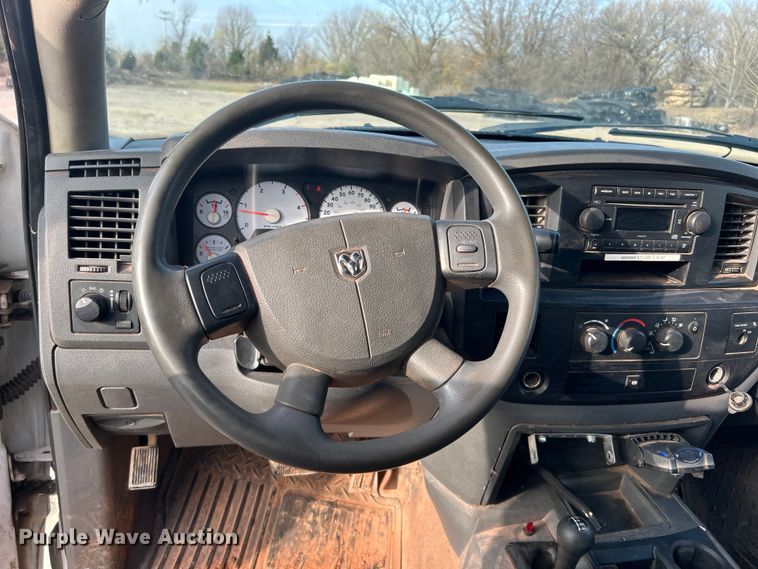 image for item DO1008 2008 Dodge Ram 4500HD flatbed truck