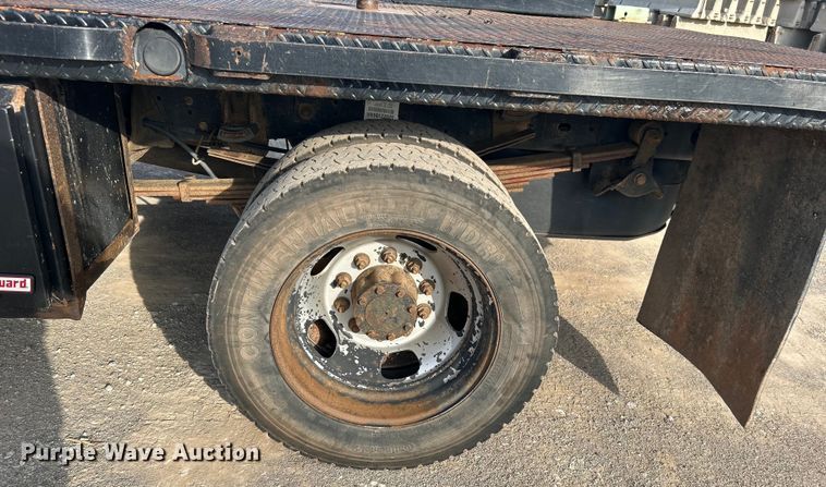 image for item DO1008 2008 Dodge Ram 4500HD flatbed truck