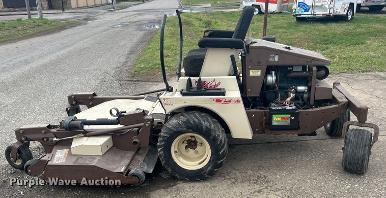 image for item DO1012 Grasshopper  721D2 ZTR lawn mower