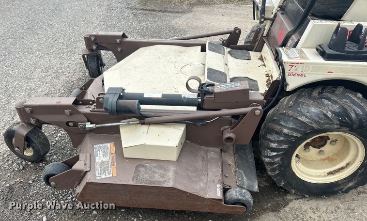 image for item DO1012 Grasshopper  721D2 ZTR lawn mower