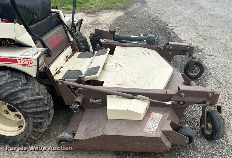 image for item DO1012 Grasshopper  721D2 ZTR lawn mower