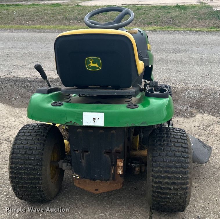 image for item DO1013 John Deere LA115 lawn mower
