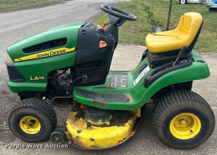 image for item DO1013 John Deere LA115 lawn mower
