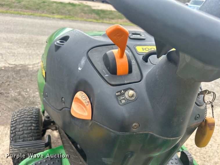 image for item DO1013 John Deere LA115 lawn mower