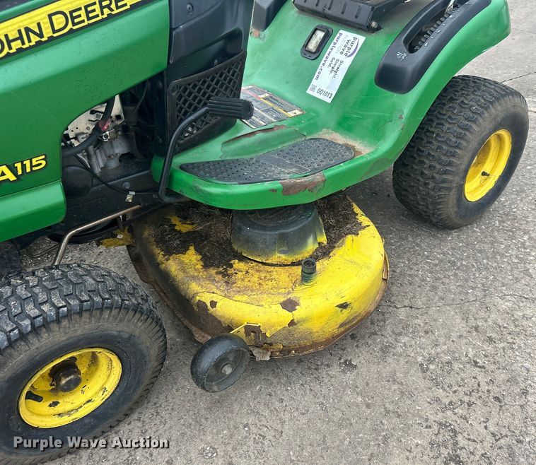 image for item DO1013 John Deere LA115 lawn mower