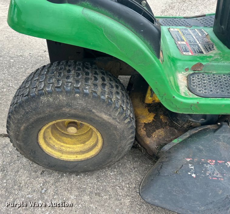 image for item DO1013 John Deere LA115 lawn mower
