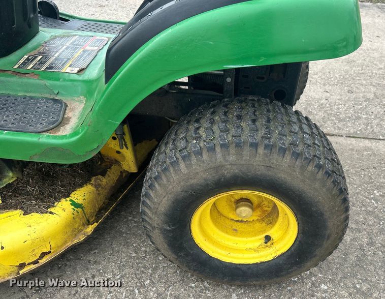 image for item DO1013 John Deere LA115 lawn mower