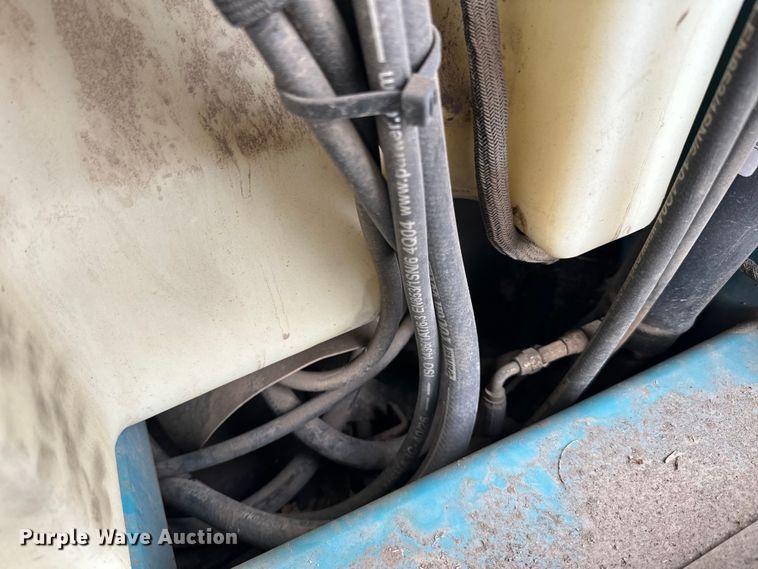 image for item DO3393 Tennant  8410 sweeper/scrubber