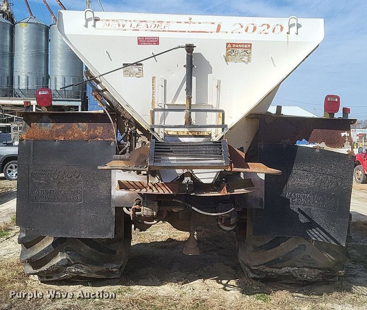 image for item DO4830 Mertz 4250 applicator truck