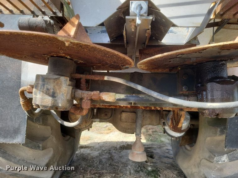 image for item DO4830 Mertz 4250 applicator truck