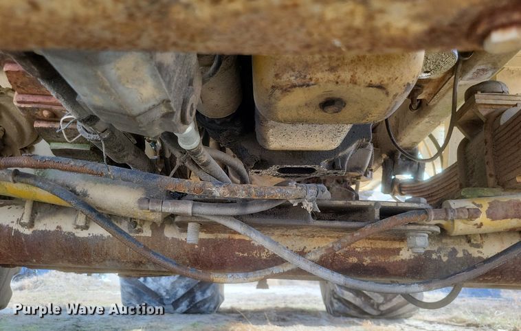 image for item DO4830 Mertz 4250 applicator truck