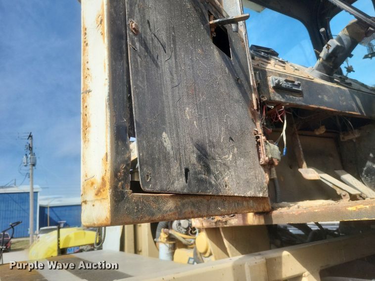 image for item DO4830 Mertz 4250 applicator truck