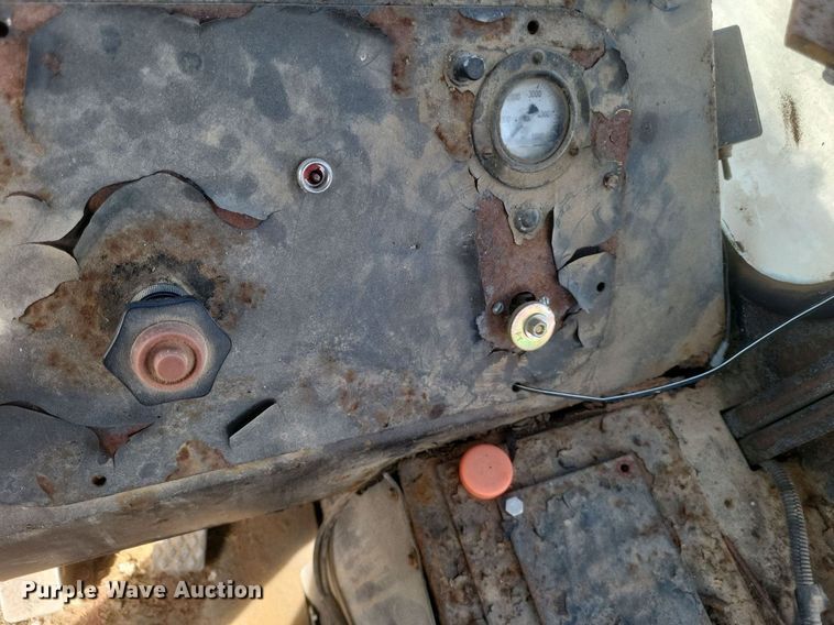 image for item DO4830 Mertz 4250 applicator truck