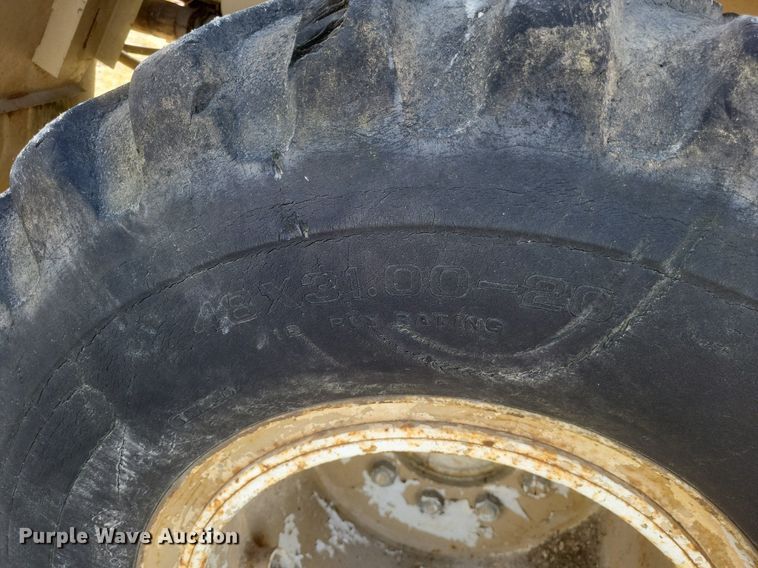 image for item DO4830 Mertz 4250 applicator truck