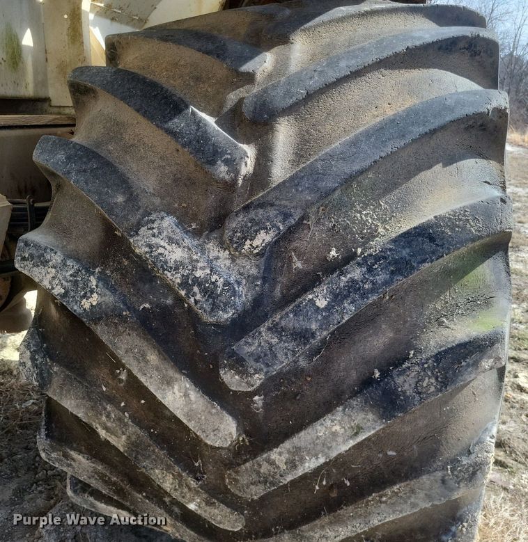 image for item DO4830 Mertz 4250 applicator truck