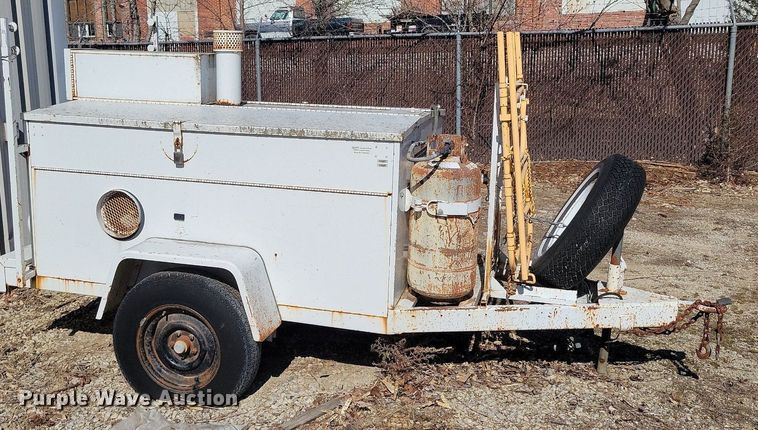 image for item DP1302 1991 Hesco 1500 10 power unit trailer