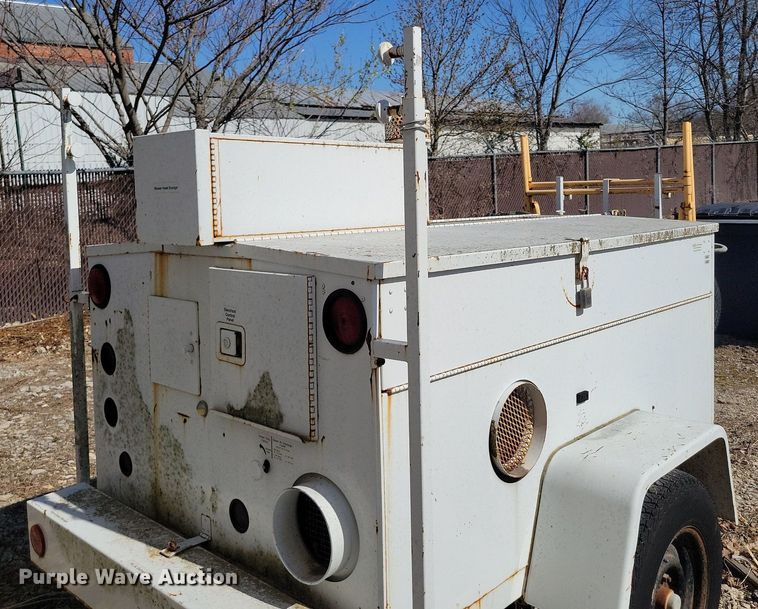 image for item DP1302 1991 Hesco 1500 10 power unit trailer