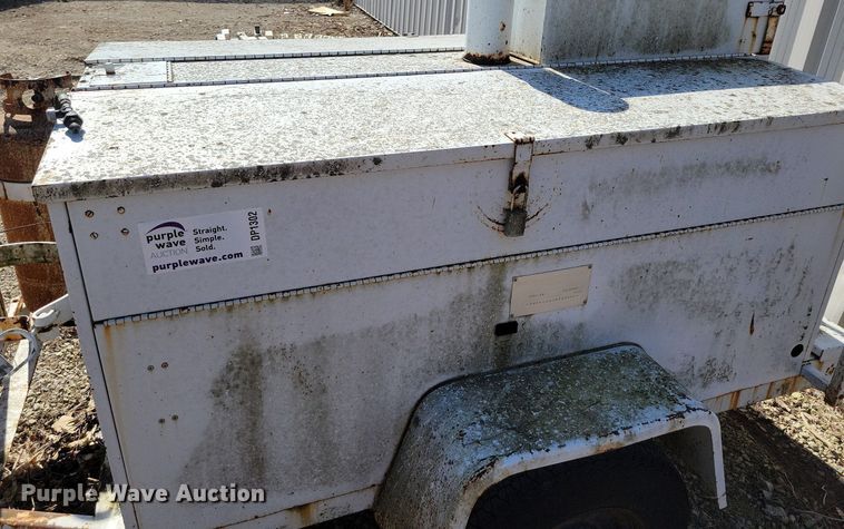 image for item DP1302 1991 Hesco 1500 10 power unit trailer