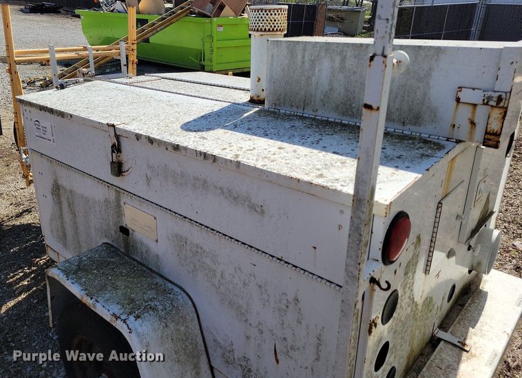 image for item DP1302 1991 Hesco 1500 10 power unit trailer