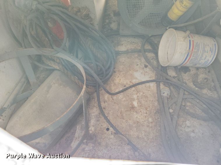 image for item DP1302 1991 Hesco 1500 10 power unit trailer