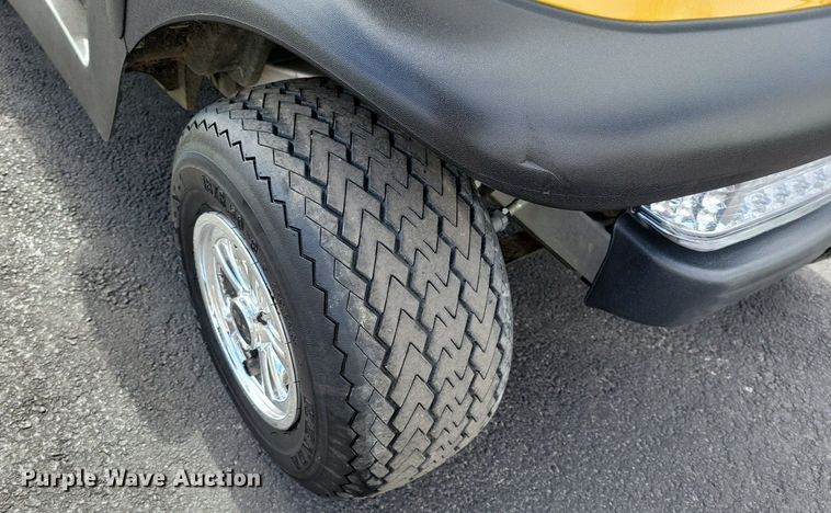 image for item DP1303 2016 Club Car President golf cart