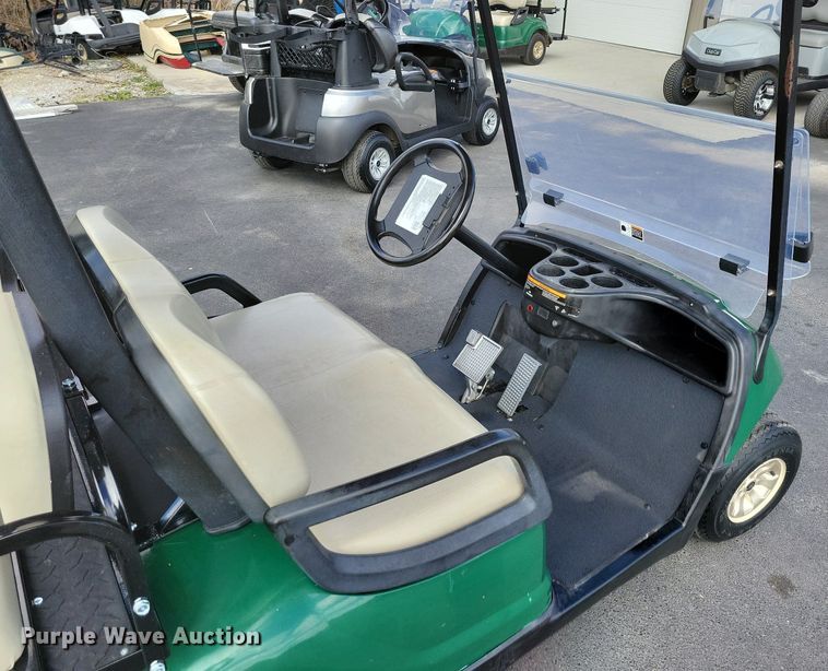 image for item DP1305 2008 Yamaha  YDRA golf cart