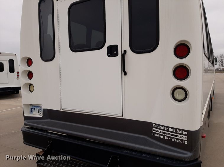 image for item DP2705 2013 International  Starcraft shuttle bus