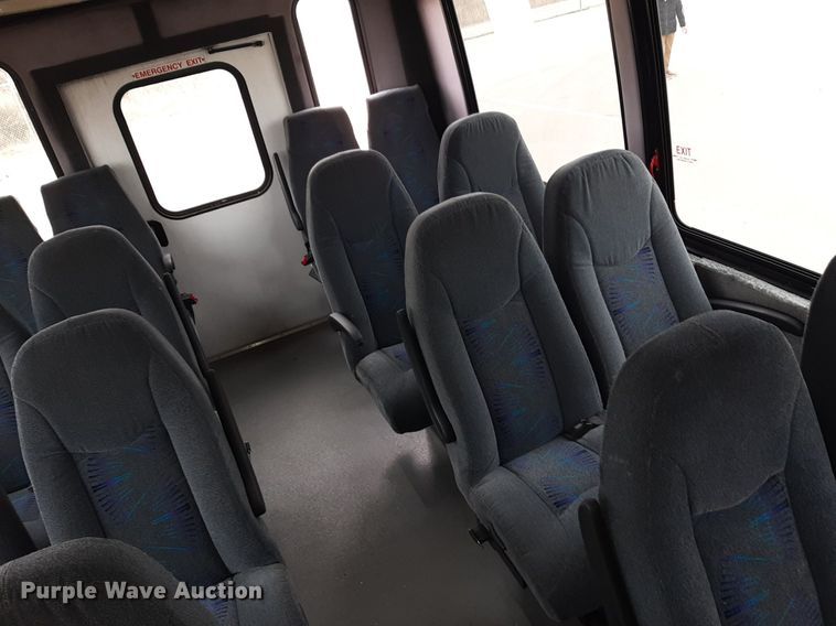 image for item DP2705 2013 International  Starcraft shuttle bus