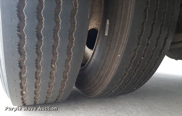 image for item DP2705 2013 International  Starcraft shuttle bus