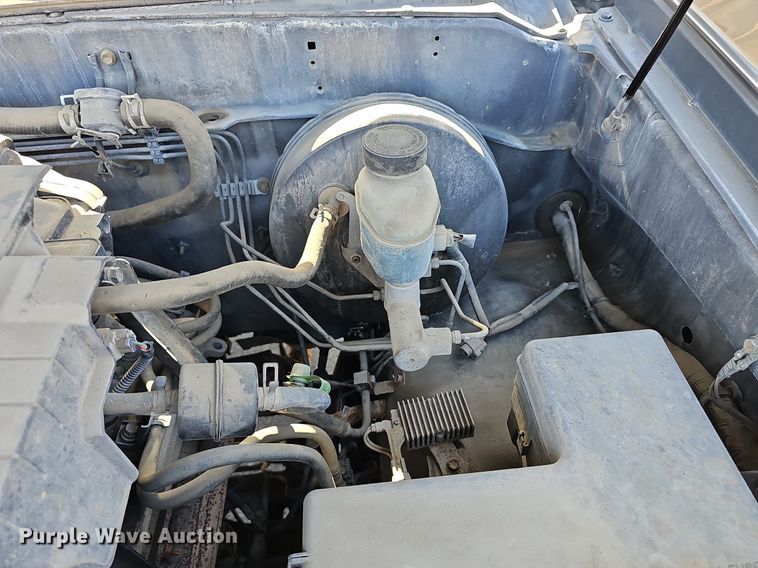 image for item DQ4372 2005 Toyota  Tundra pickup truck