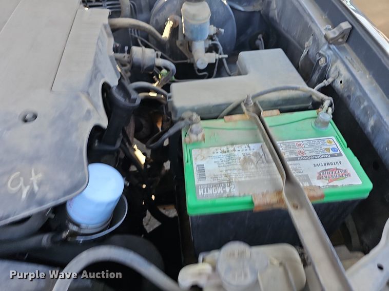 image for item DQ4372 2005 Toyota  Tundra pickup truck