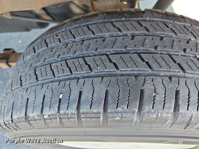 image for item DQ4372 2005 Toyota  Tundra pickup truck