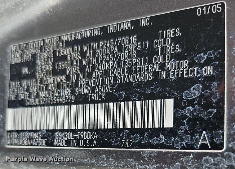 image for item DQ4372 2005 Toyota  Tundra pickup truck