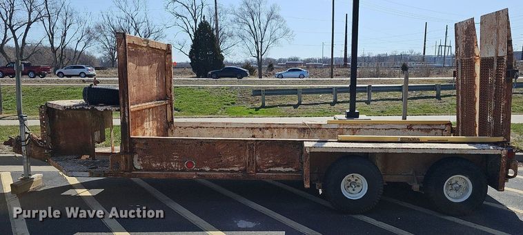 image for item DQ4373 1983 Mill equipment trailer