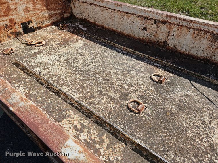 image for item DQ4373 1983 Mill equipment trailer